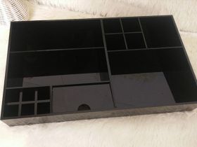 Khuôn nhựa mỹ phẩm 09